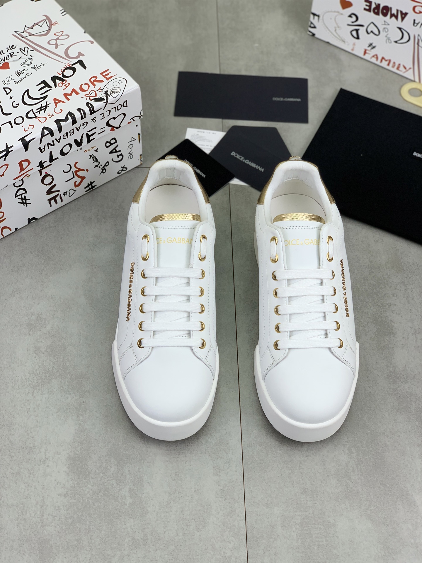 olce & Gabbana shoe